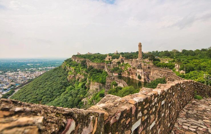 Visit Chittorgarh Fort While Rajasthan Tour Package