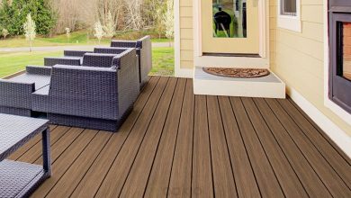 Vinyl vs. Composite Decking: Which is Right for You?