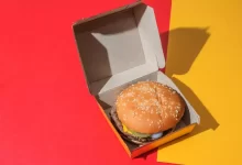 5 design trends to create on-trend burger boxes in 2023