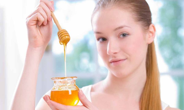 honey-aids-in-boosting-hair-growth